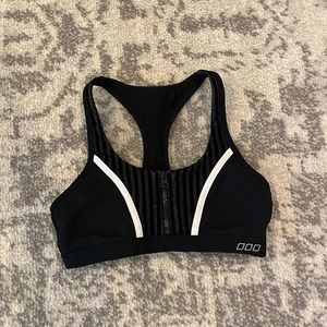LJ black sports bra velvet top